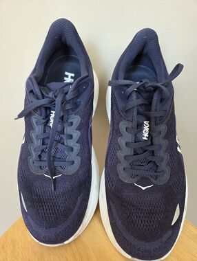 HOKA Navy Running Shoes - Lightweight Cushioning